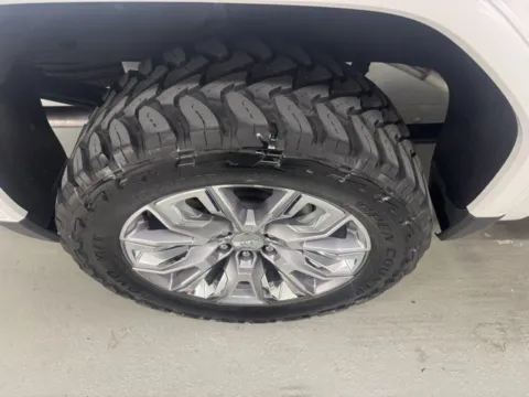 More photos of 2024 GMC Sierra 1500 Denali at Woody Folsom Chevrolet GMC, GA