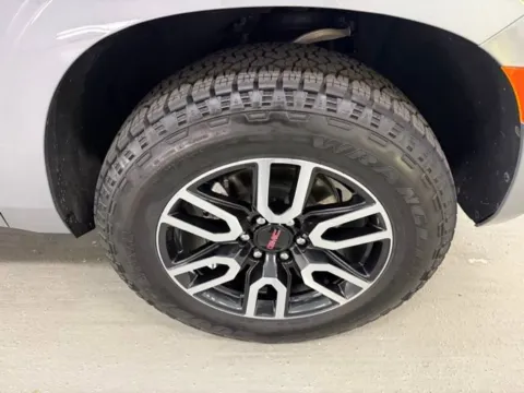 More photos of 2024 GMC Yukon AT4 at Woody Folsom Chevrolet GMC, GA