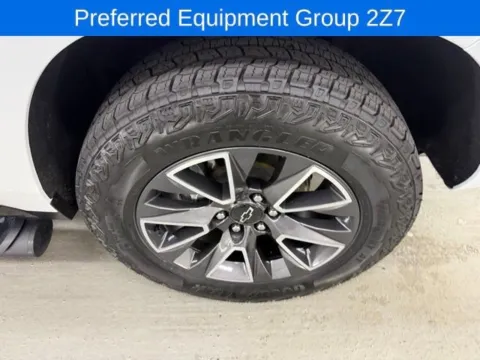 More photos of 2022 Chevrolet Tahoe Z71 at Woody Folsom Chevrolet GMC, GA