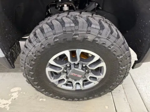 More photos of 2024 GMC Sierra 2500HD AT4 at Woody Folsom Chevrolet GMC, GA