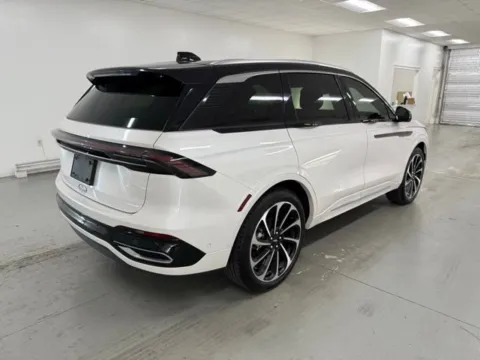 More photos of 2024 Lincoln Nautilus Black Label at Woody Folsom Chevrolet GMC, GA
