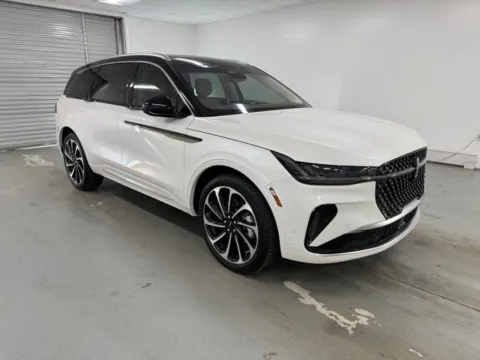 Another view of 2024 Lincoln Nautilus Black Label for sale in Baxley, GA at Woody Folsom Chevrolet GMC