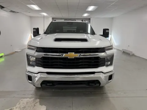 Photos of 2024 Chevrolet Silverado 3500HD CC LT for sale in Baxley, GA at Woody Folsom Chevrolet GMC