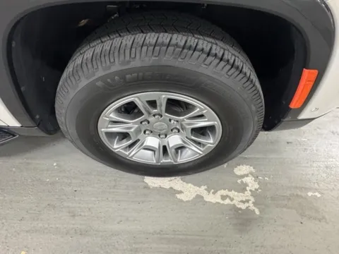 More photos of 2022 Jeep Wagoneer Series I at Woody Folsom Chevrolet GMC, GA