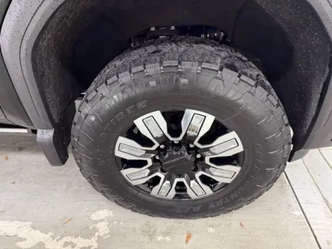 More photos of 2024 GMC Sierra 2500HD Denali at Woody Folsom Chevrolet GMC, GA