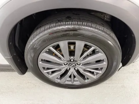 More photos of 2024 Nissan Pathfinder SL at Woody Folsom Chevrolet GMC, GA