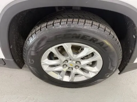 More photos of 2023 Chevrolet Traverse LS at Woody Folsom Chevrolet GMC, GA