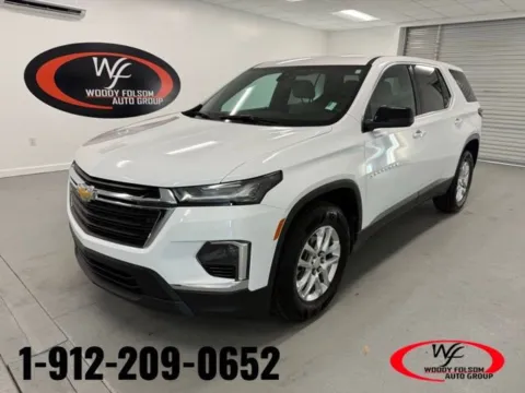 White 2023 Chevrolet Traverse LS for sale in Baxley, GA