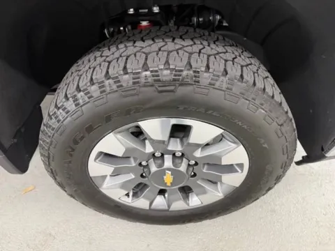 More photos of 2025 Chevrolet Silverado 2500HD LT at Woody Folsom Chevrolet GMC, GA