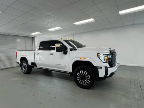 Another view of 2024 GMC Sierra 2500HD Denali Ultimate for sale in Baxley, GA at Woody Folsom Chevrolet GMC