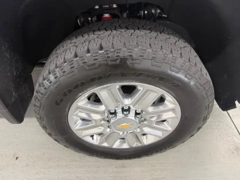 More photos of 2025 Chevrolet Silverado 2500HD High Country at Woody Folsom Chevrolet GMC, GA