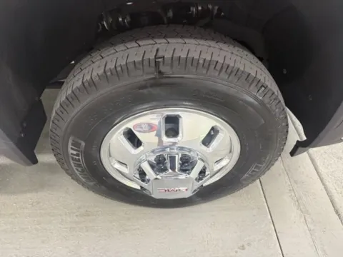 More photos of 2025 GMC Sierra 3500HD SLT at Woody Folsom Chevrolet GMC, GA