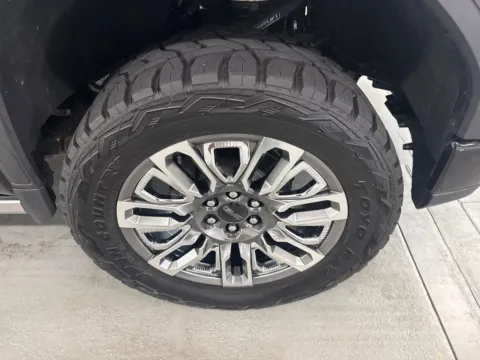 More photos of 2024 GMC Sierra 1500 Denali Ultimate at Woody Folsom Chevrolet GMC, GA