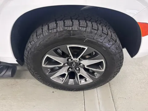 More photos of 2022 Chevrolet Tahoe Z71 at Woody Folsom Chevrolet GMC, GA