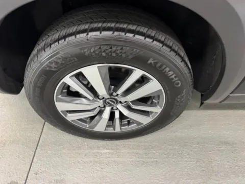 More photos of 2025 Nissan Pathfinder SL at Woody Folsom Chevrolet GMC, GA