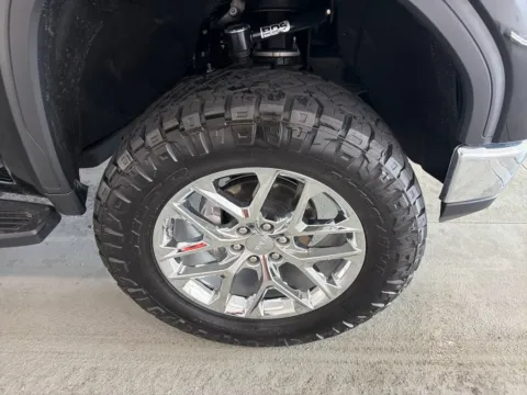 More photos of 2023 GMC Sierra 1500 SLT at Woody Folsom Chevrolet GMC, GA