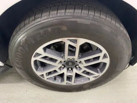 More photos of 2025 Ford Expedition Active at Woody Folsom Chevrolet GMC, GA