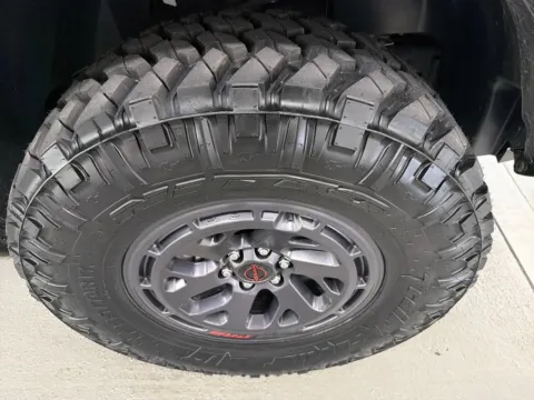 More photos of 2025 Nissan Frontier PRO-4X at Woody Folsom Chevrolet GMC, GA