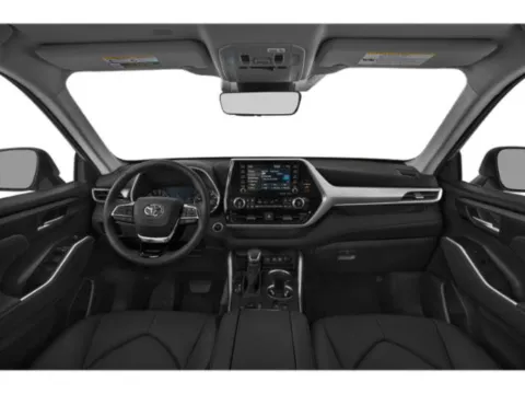 More photos of 2021 Toyota Highlander XLE at Woody Folsom Chevrolet GMC, GA