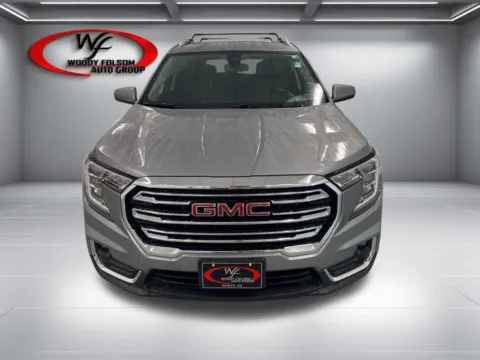 Photos of 2024 GMC Terrain SLT for sale in Baxley, GA at Woody Folsom Chevrolet GMC