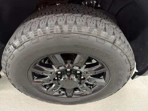 More photos of 2025 GMC Sierra 2500 HD Denali at Woody Folsom Chevrolet GMC, GA
