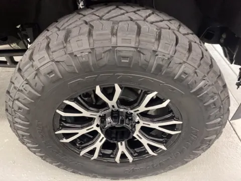 More photos of 2026 Ford Super Duty F-250 SRW Platinum at Woody Folsom Chevrolet GMC, GA