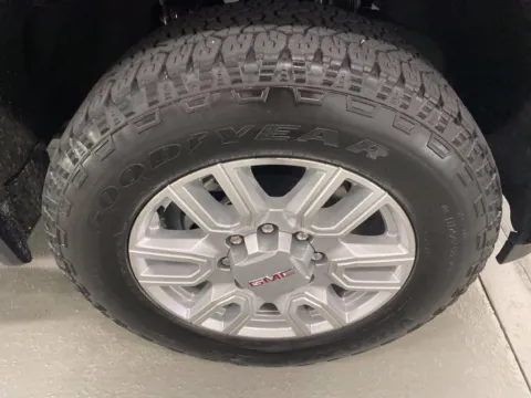 More photos of 2024 GMC Sierra 2500 HD SLT at Woody Folsom Chevrolet GMC, GA