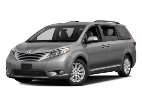 Silver 2017 Toyota Sienna XLE for sale in Baxley, GA