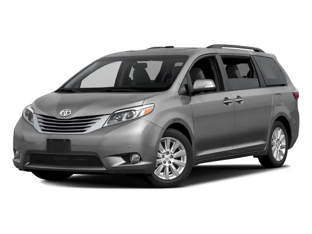 Silver 2017 Toyota Sienna XLE for sale in Baxley, GA
