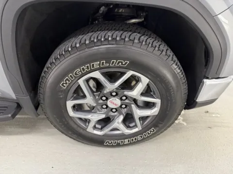 More photos of 2024 GMC Sierra 1500 SLT at Woody Folsom Chevrolet GMC, GA