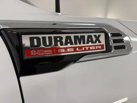 More photos of 2025 GMC Sierra 2500HD SLT at Woody Folsom Chevrolet GMC, GA