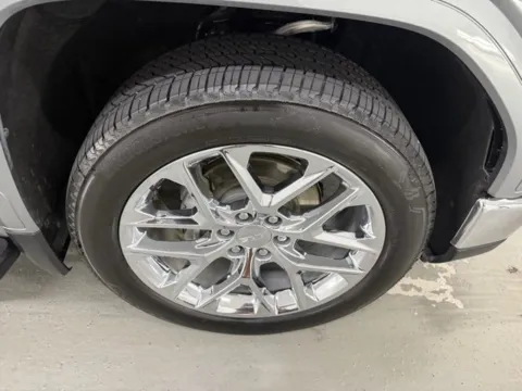 More photos of 2023 GMC Sierra 1500 SLT at Woody Folsom Chevrolet GMC, GA