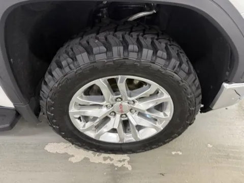 More photos of 2021 GMC Sierra 1500 SLT at Woody Folsom Chevrolet GMC, GA