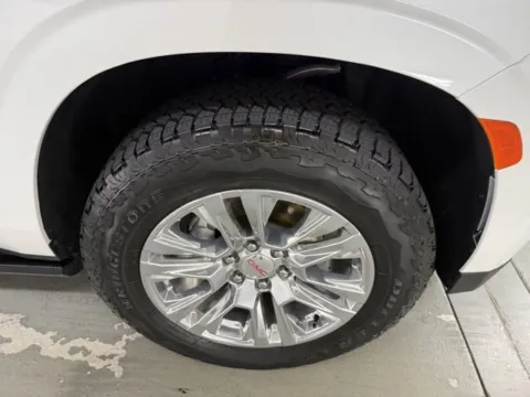 More photos of 2023 GMC Yukon Denali at Woody Folsom Chevrolet GMC, GA