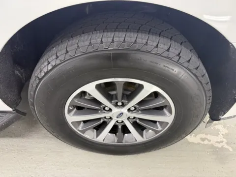More photos of 2021 Ford Expedition XLT at Woody Folsom Chevrolet GMC, GA