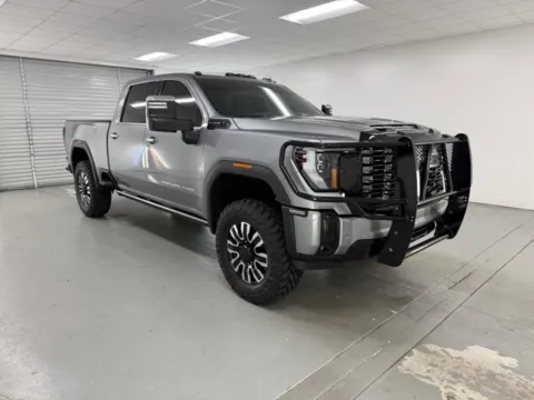 Another view of 2025 GMC Sierra 2500HD Denali Ultimate for sale in Baxley, GA at Woody Folsom Chevrolet GMC