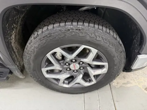 More photos of 2023 GMC Sierra 1500 SLT at Woody Folsom Chevrolet GMC, GA