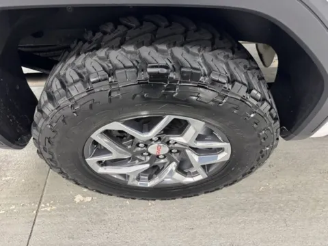 More photos of 2023 GMC Sierra 1500 SLT at Woody Folsom Chevrolet GMC, GA