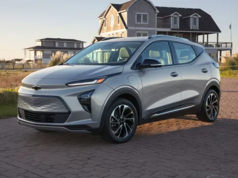 Black 2023 Chevrolet Bolt EUV LT for sale in Baxley, GA