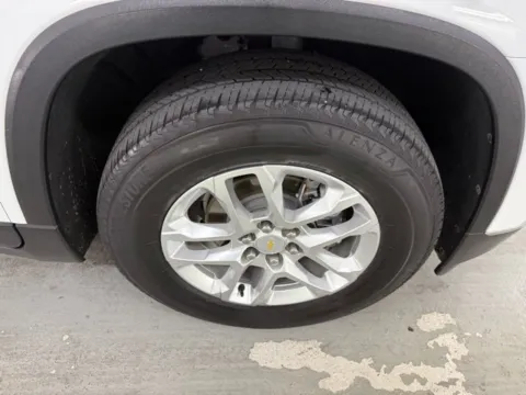 More photos of 2021 Chevrolet Traverse LT Cloth at Woody Folsom Chevrolet GMC, GA