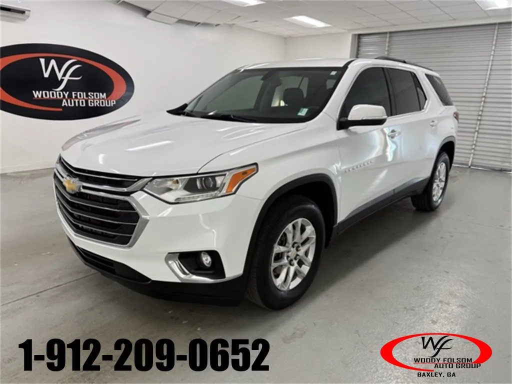 White 2021 Chevrolet Traverse LT Cloth for sale in Baxley, GA