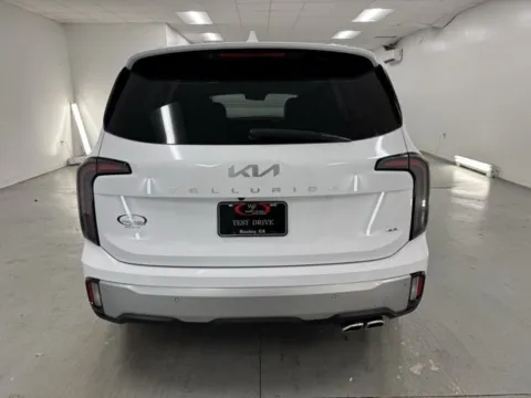 More photos of 2023 Kia Telluride SX Prestige at Woody Folsom Chevrolet GMC, GA