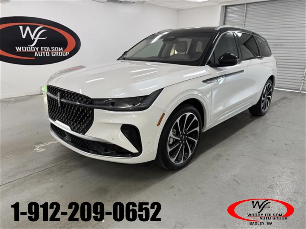 White 2024 Lincoln Nautilus Black Label for sale in Baxley, GA