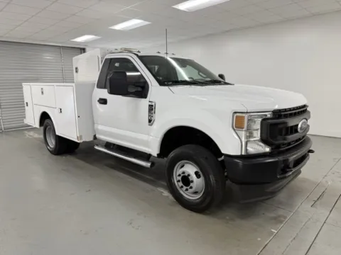 Another view of 2022 Ford Super Duty F-350 DRW XL for sale in Baxley, GA at Woody Folsom Chevrolet GMC