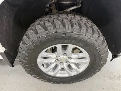 More photos of 2019 Chevrolet Silverado 1500 LT at Woody Folsom Chevrolet GMC, GA