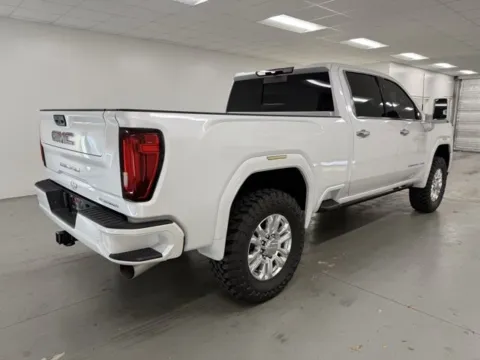 More photos of 2022 GMC Sierra 2500HD Denali at Woody Folsom Chevrolet GMC, GA