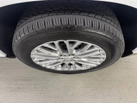 More photos of 2026 GMC Acadia FWD Denali at Woody Folsom Chevrolet GMC, GA