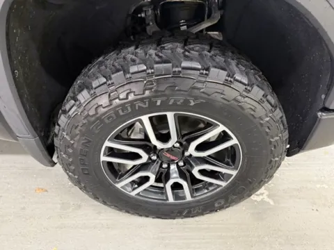 More photos of 2021 GMC Sierra 1500 AT4 at Woody Folsom Chevrolet GMC, GA