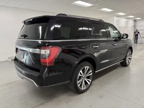 More photos of 2021 Ford Expedition Limited at Woody Folsom Chevrolet GMC, GA