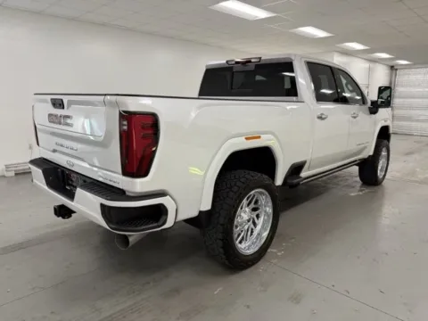 More photos of 2025 GMC Sierra 2500HD Denali at Woody Folsom Chevrolet GMC, GA